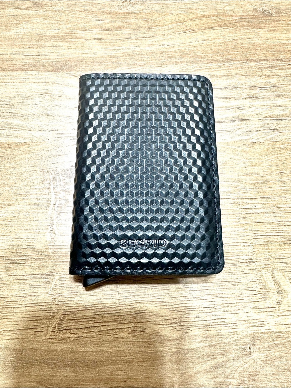 Secrid Slim Wallet Cubic‎ Black Card Case Wallet NWT RFID Safe